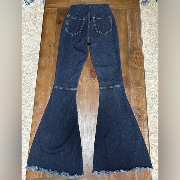ENCORE BLUE JEANS WESTERN SUPER FLARED FRAYED HEM HIGH WAIST BLUE JEANS SZ 1 - Picture 1 of 9